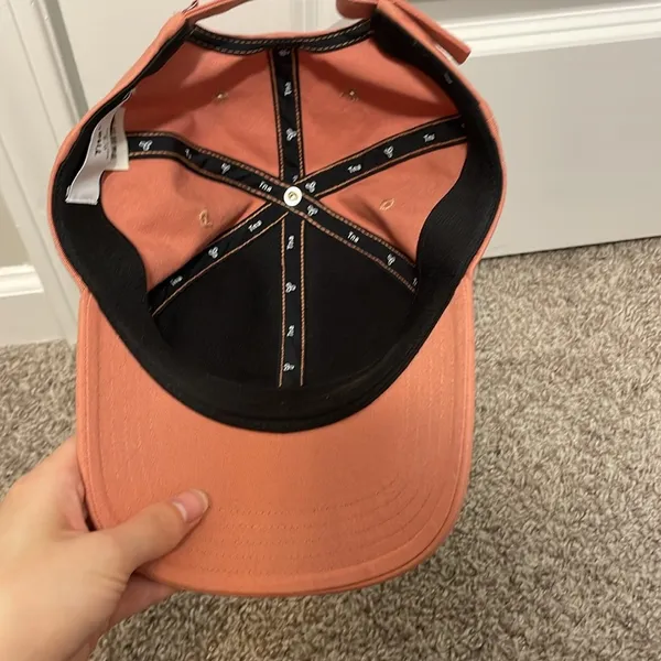 Aritzia TNA Coral Pink Baseball cap embroidered - Image 4