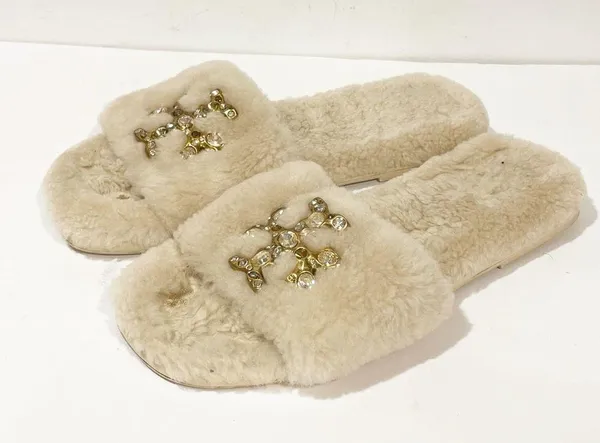 Tory Burch Ivory Jeweled Shearling Slippers Size 6.5 Hard Sole Slip On - Image 2