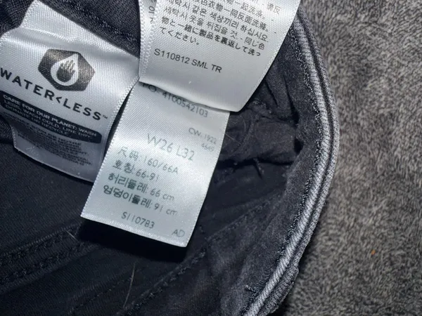 Levi’s 726 Flare Jeans - Image 4