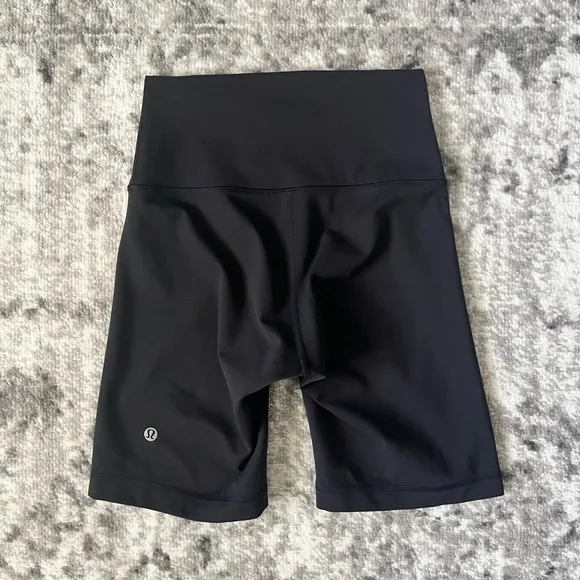 Lululemon Wunder Train Contour Fit High-Rise Short 8" - Image 2