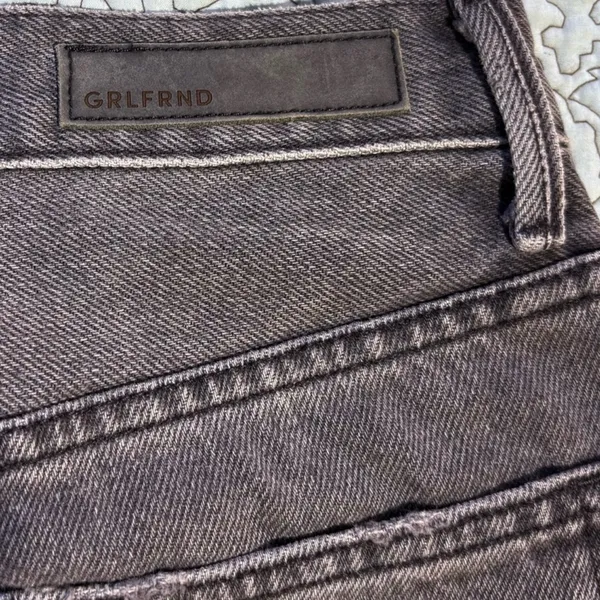 GRLFRND Karolina High Rise Straight Jeans Montego Bay Wash Button Fly Sz 23💛 - Image 9