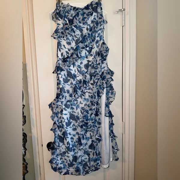 BHLDN Jia Bias-Cut Ruffled Printed V-Neck Gown size‎ 4 - Image 3
