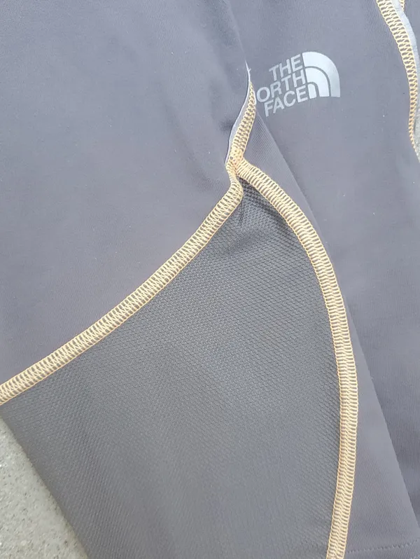The North Face  Gray Athletic Capri Bottoms with Orange Drawstring Size Small - Image 4