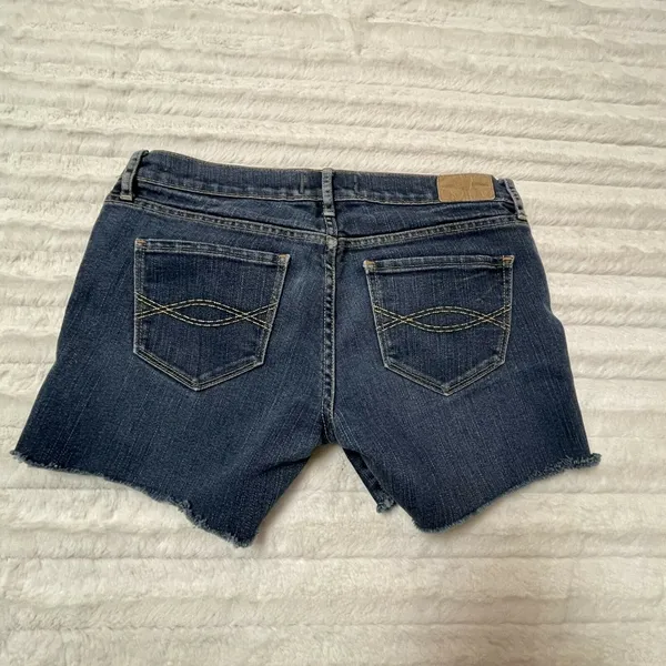 Abercrombie & Fitch Jean Shorts Cutoff Low Rise Size 2 Dark Wash‎ A&F - Image 2