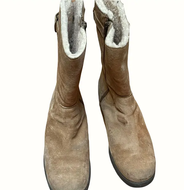 UGG Red Sole Boots - Image 3
