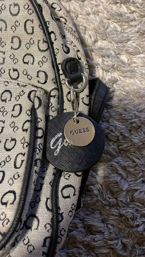 Guess gray/black Mini Backpack - Image 4