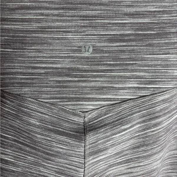 Lululemon Align high rise Crop 21" size 8 Style W6BAFS - Image 4