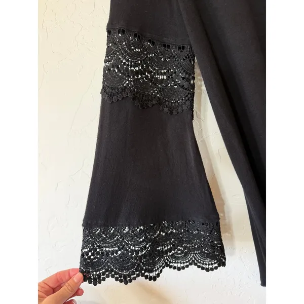 Black Boho‎ Bell Sleeve Tunic Top Lace Trim Flowy Romantic Western Witchy M - Image 4