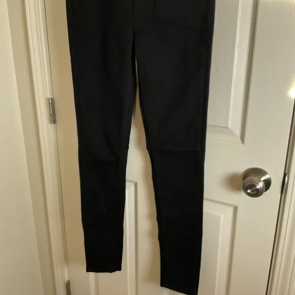 Harley-Davidson Woman’s High-Rise Skinny Pull-On Jeans Size 29 - Image 8