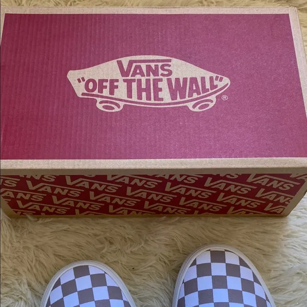 NWT Vans Sheldan Women’s Checkered Sneakers - Image 6