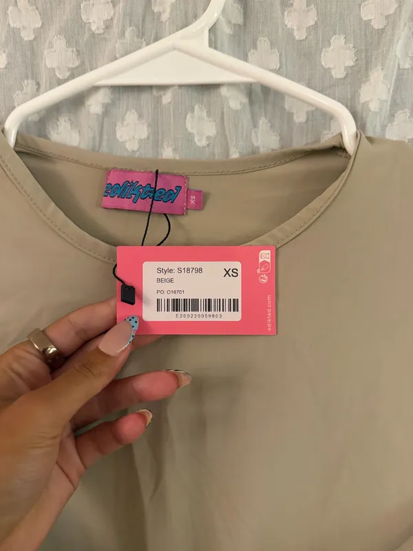 Edikted Cropped Long Sleeve Tan - Image 4