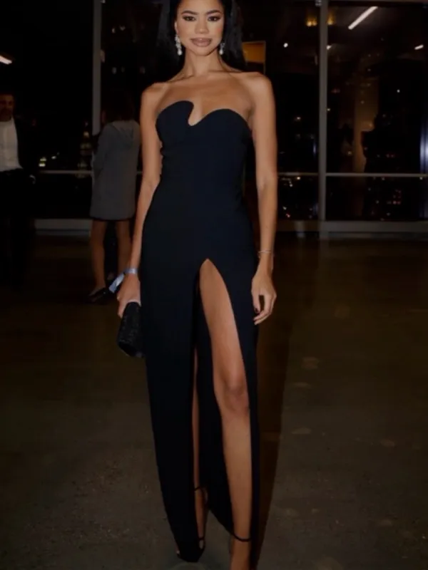 Amanda uprichard X Revolve Strapless Puzzle Gown in Black - Image 4