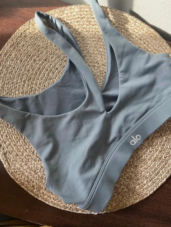 Alo Yoga Peak Bra Anthracite Gray Cutout Asymmetric Sports Bra XS - Image 7
