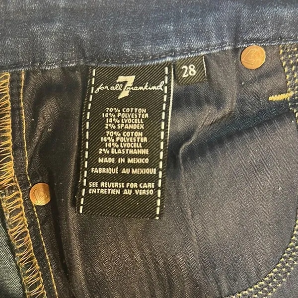 7 for all mankind Jeans Shorts Size 28. Waist: 28 inches - Image 8