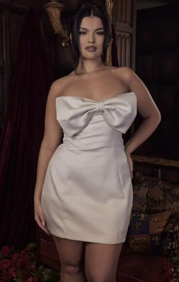HOUSE OF CB Ariella Satin Crystal Embellished Bow Dress in Ivory Size Small - Image 14