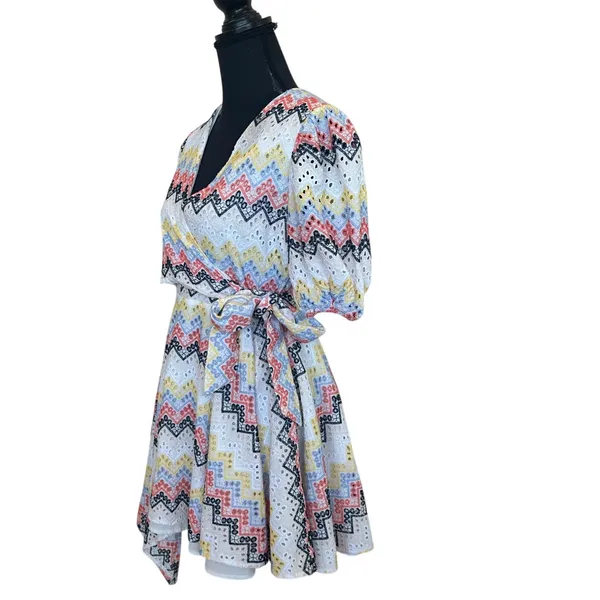 N12H White Eyelet Mini Wrap Dress XS Fit & Flare Cotton Zigzag Cottage $260 - Image 7