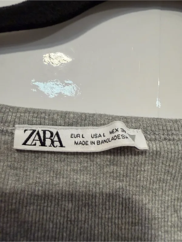 Zara Heather Gray Knit Long-Sleeve Crop Top - Image 2