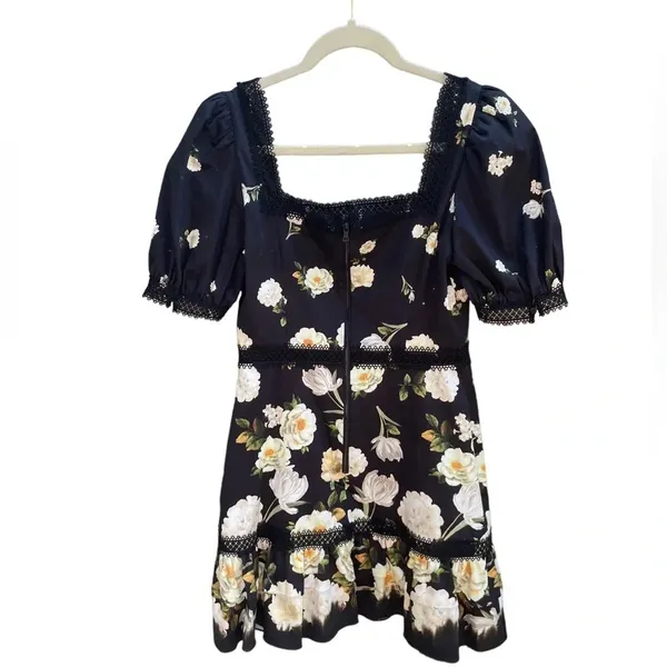 Alice + Olivia Wylie Black Floral Dress - Image 3