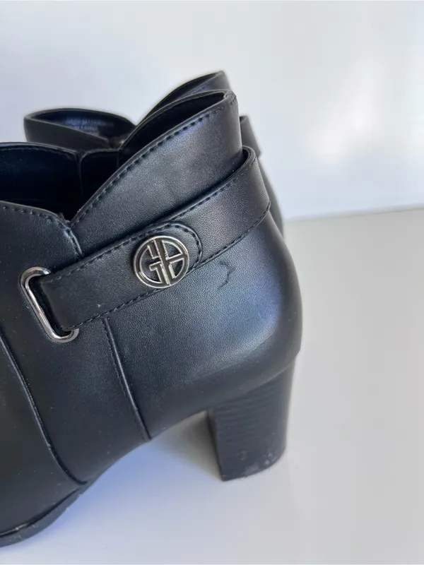 Giani Bernini Artmyss Padded Insole Faux Leather Ankle Boots Black Size 6 - Image 3