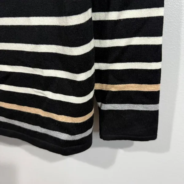 J McLaughlin Black White Striped Sweater Womens Large EUC - Image 4