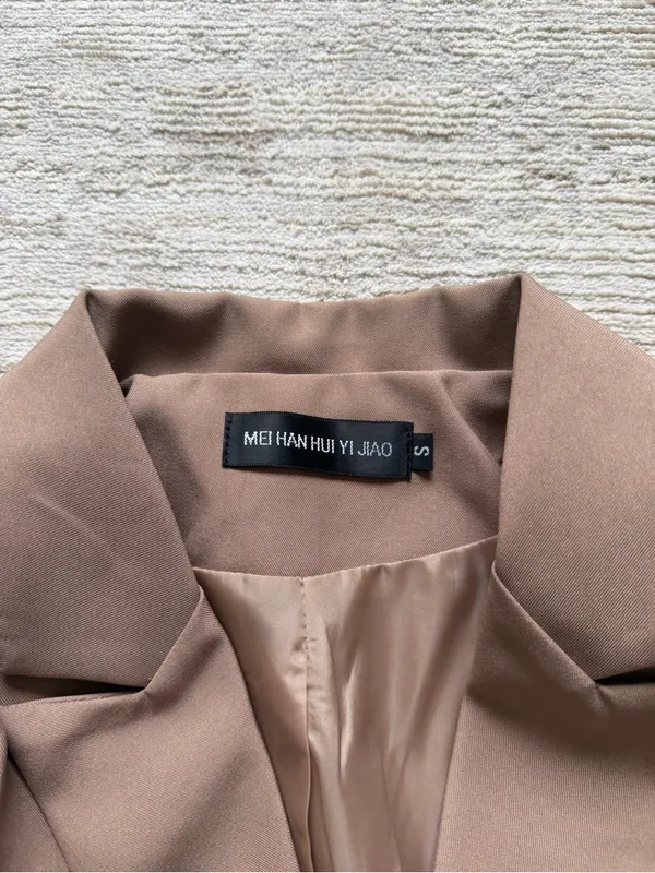 Tailored High-Waist Straight-Leg Pantsuit in Brown (Size Brown) - Image 5