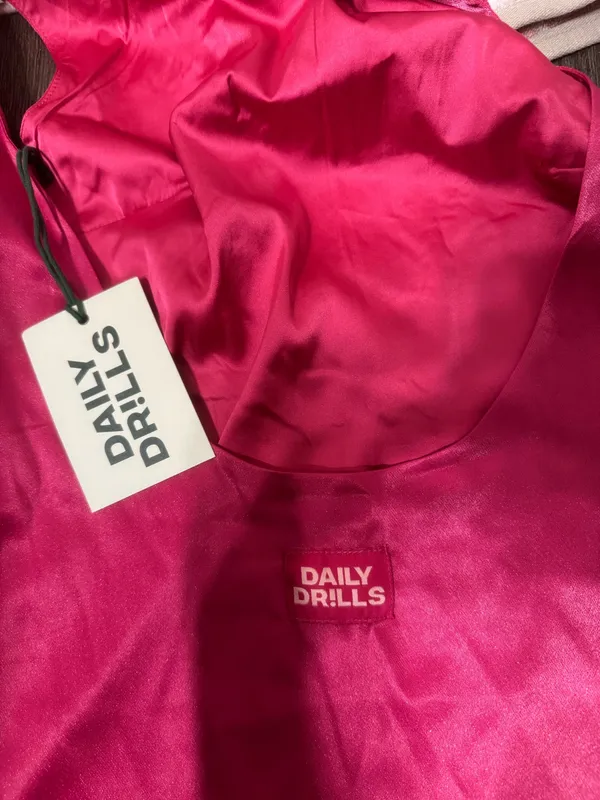 Daily Drills Dress Silky - Image 3