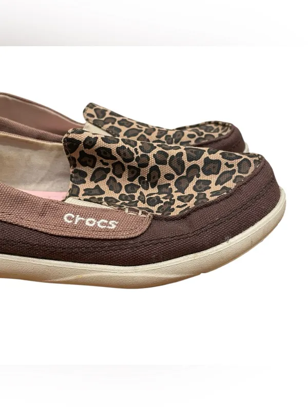 Crocs Leopard Print Canvas Slip On Loafer Flats Brown Women’s Size 9 - Image 3