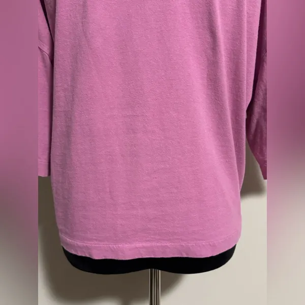Preloved Uniqlo Pink Oversized Boxy Tee size small - Image 9
