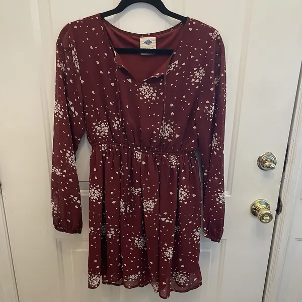 Wild Blue Sadie Robertson‎ Red Heart Print Sheer Sleeve Dress Womens Medium - Image 2
