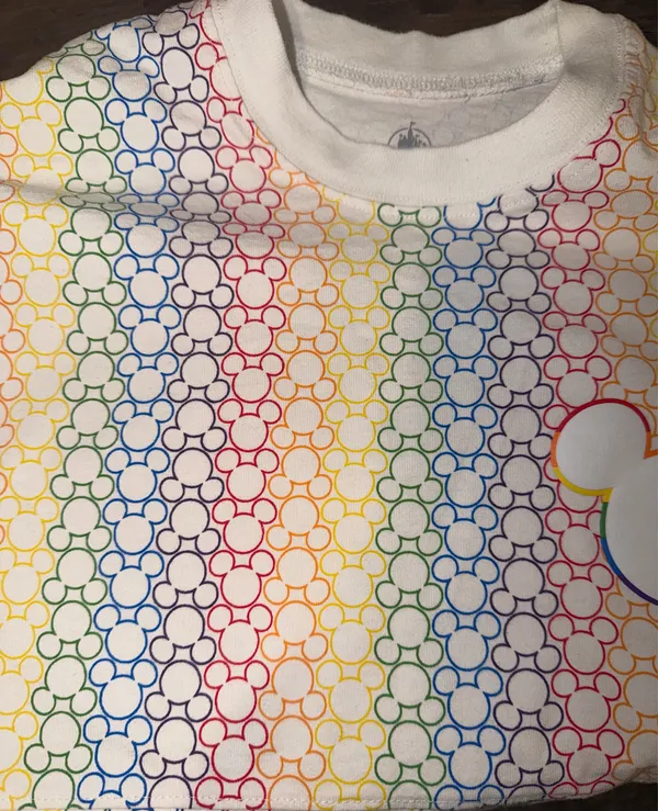 Disney Spirit Jersey T Shirt Multicolor with Mikey Mouse Logo on it Size Medium - Image 4