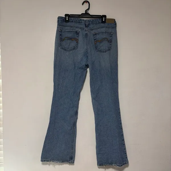 Y2K low rise flare Jeans Maurices - Image 2
