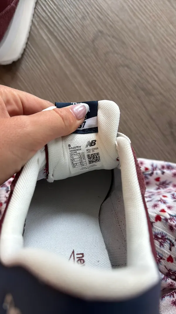 New Balance Sneakers Women’s - Image 9