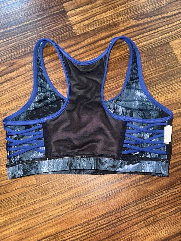 TYR Active Marbled Print Strappy Back Sports Bra - Image 7