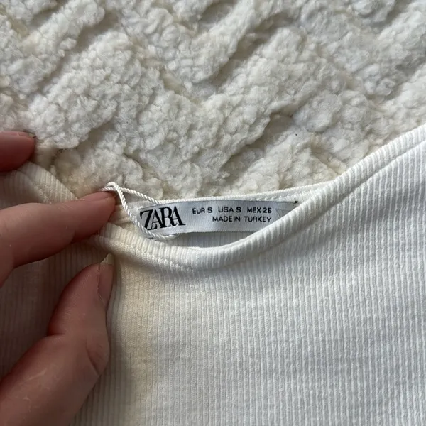 NWT Zara Crop Top Size S - Image 5