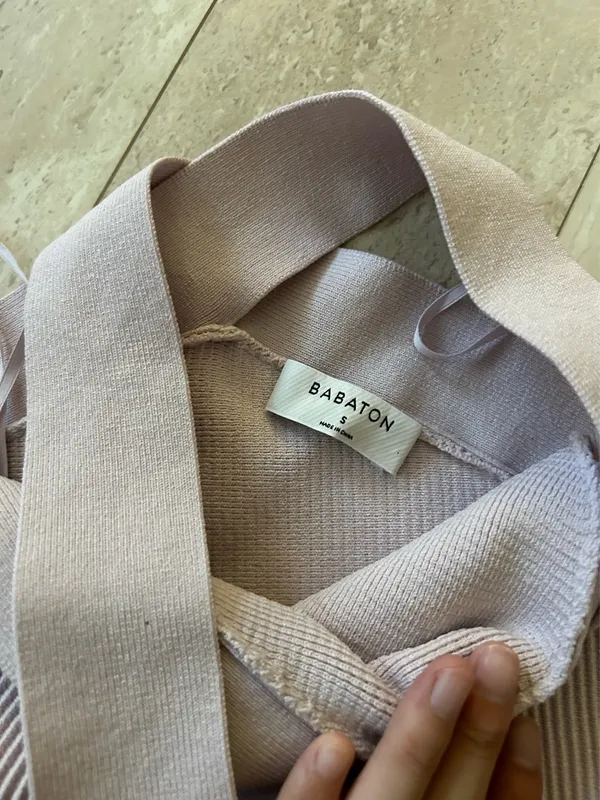 Aritzia babaton top  - Image 2