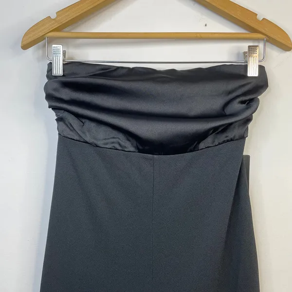 Express black pieced satin strapless bow tie back wide leg jumpsuit XS new nwt - Image 3