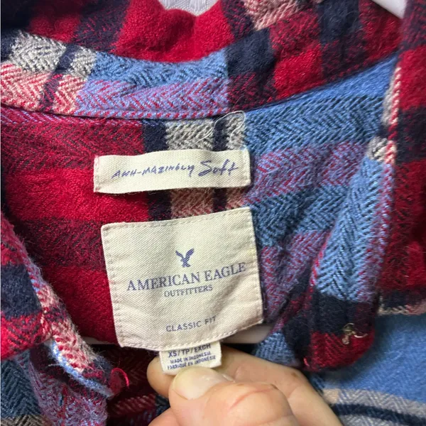 American Eagle Ahh-mazingly soft Red and Blue Plaid Shirt women’s size XSmall - Image 3