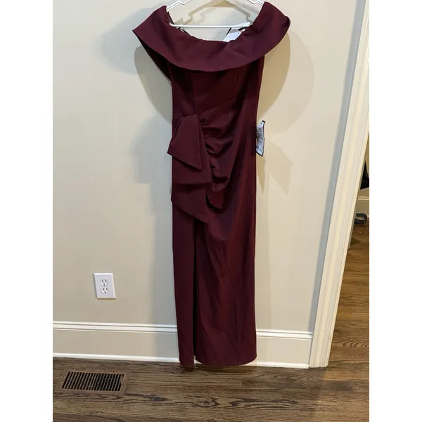 NWT Xscape Camila Off the Shoulder Scuba Crepe Long‎ Gown in Burgundy - Size 6 - Image 3