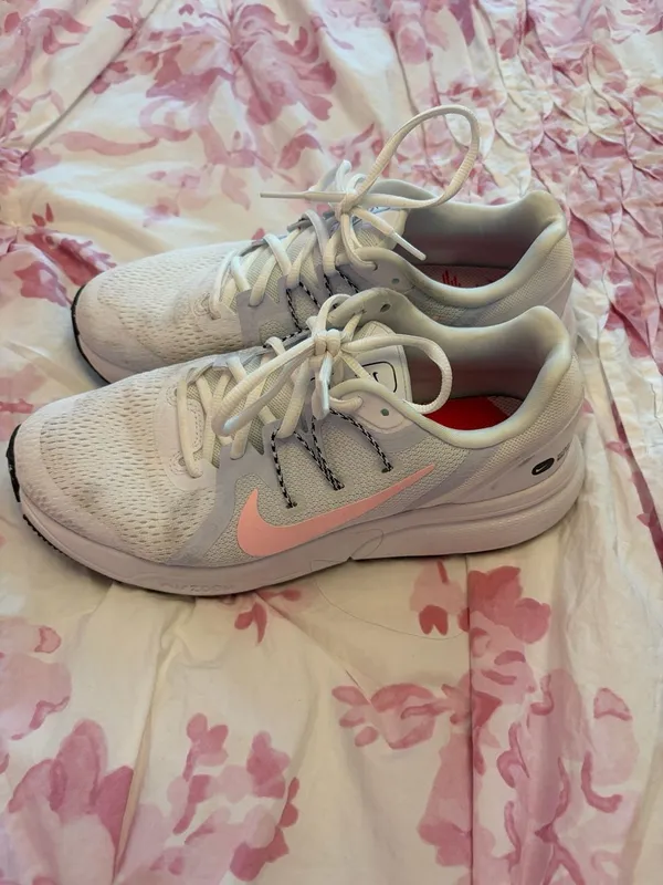 Nike Zoom Span 3 Size 9 White Pink Running Shoes CQ9267-105 - Image 2