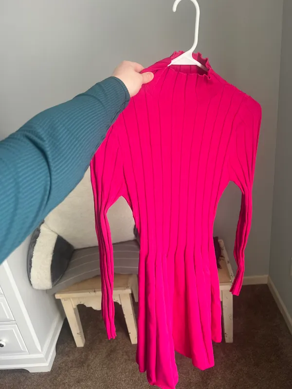 Vestique Pink Sweater Dress - Image 3