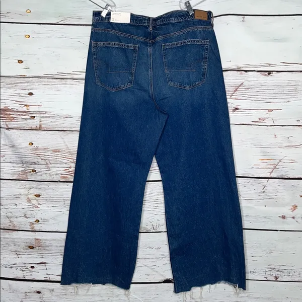 American Eagle NWT Size 18 Short Blue Denim Super High Rise Baggy Wide Leg Jeans - Image 3