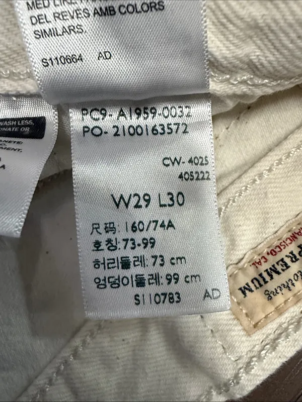 Levi’s Premium 501 ’90s Jeans 29 Ecru White Loose Straight $110 - Image 8