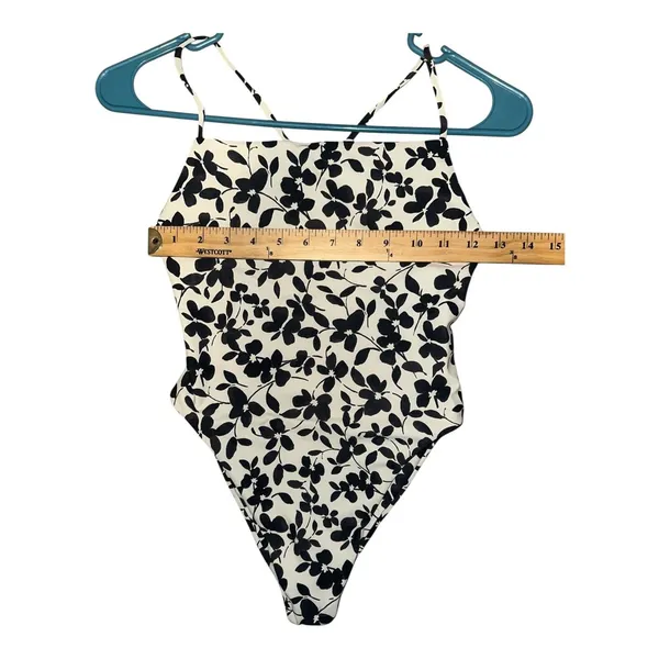 Skatie Resa‎ Black/White One Piece Swimsuit, XS - Image 7
