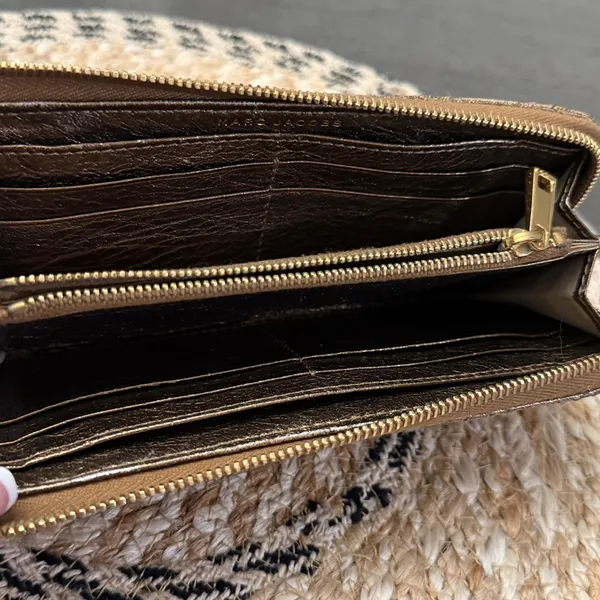 Marc‎ Jacobs Quilted Metallic Bronze Leather Zip Around Continental Wallet - Image 10