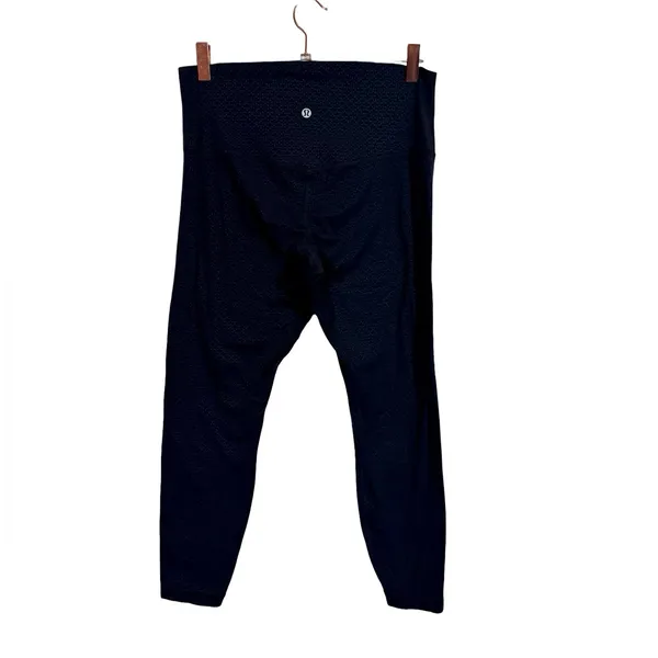 Lululemon Align Pant II *25" in Monochromic Black Emboss Nulu W5BE9S - Image 9