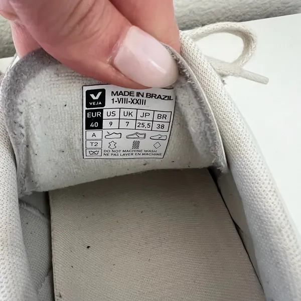 VEJA V-90 Leather and Suede Sneakers in Gravel White - Image 6