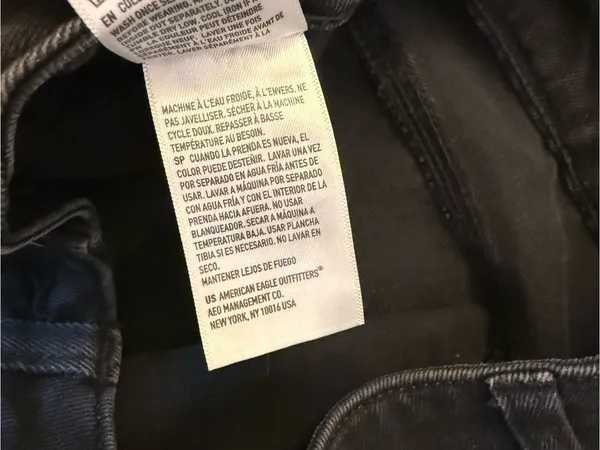 American Eagle Outfitters Black Distressed Mom Jeans - Image 9
