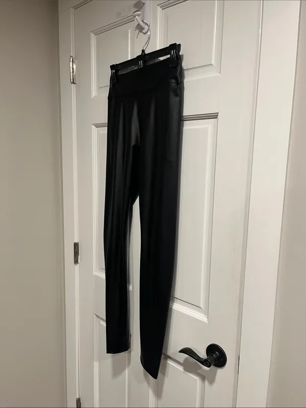 Aerie Offline Real Luxe Faux Leather Hi Rise Leggings in Black Size Medium - Image 2