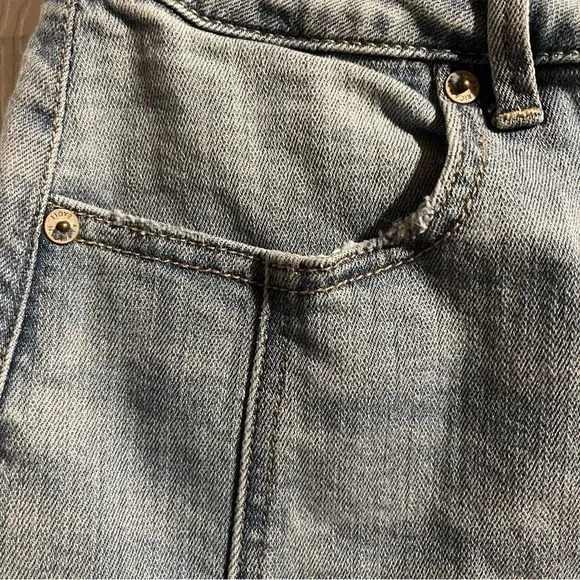 American Eagle Super Stretch High Rise Button Denim Skirt Size‎ 6 Cotton 90’s - Image 6