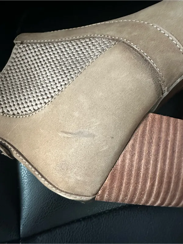 UGG Cobie leather Chelsea Ankle Boots - Image 4